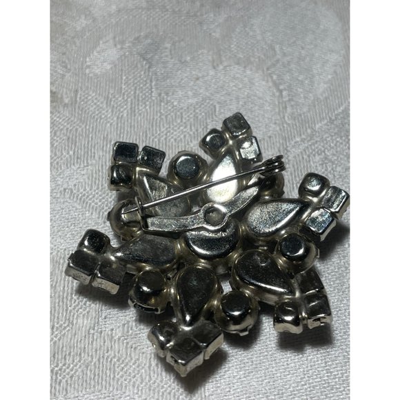 Blingey Black Clear Rhinestone Vintage Brooch 1.5” - Picture 2 of 4